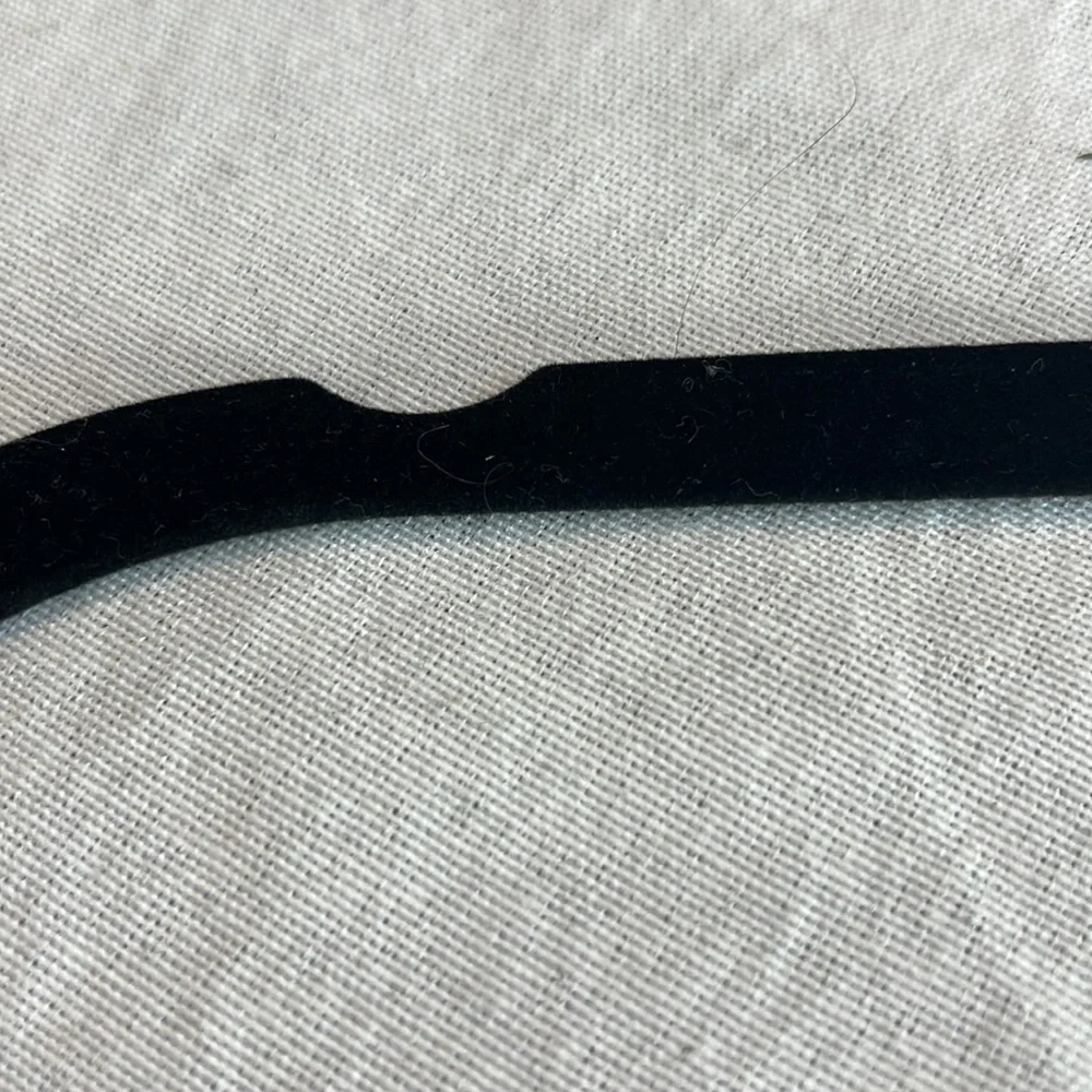⭐️ or 🌞 25 Premium slim nonslip space savet black velvet hangers swivel hook